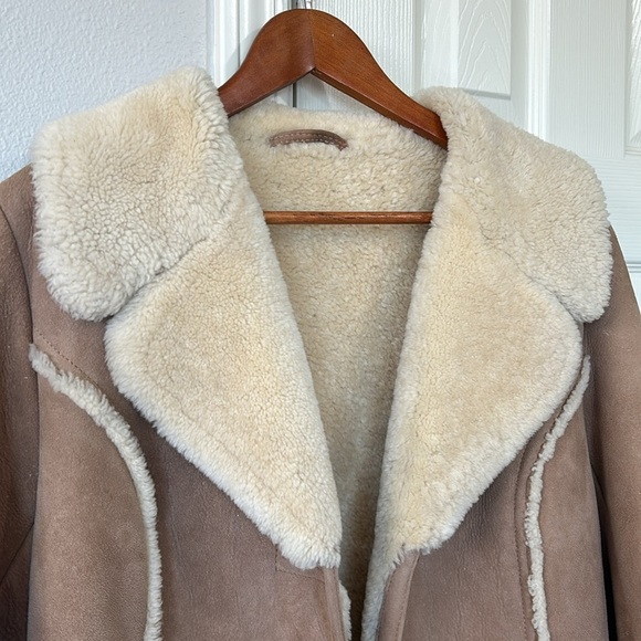 Eddie Bauer Tan Leather Jacket with Cream Accents - Picture 8 of 8
